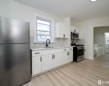 775 Central Place - Photo Thumbnail 2