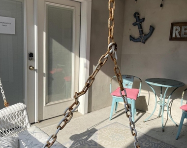 241 Hiering Avenue - Photo Thumbnail 28