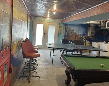 241 Hiering Avenue - Photo Thumbnail 24