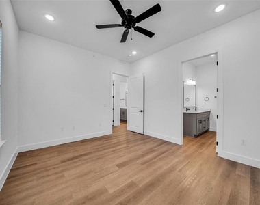 1601-308 Mustang Drive - Photo Thumbnail 12
