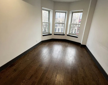 2109 Regent Place - Photo Thumbnail 6