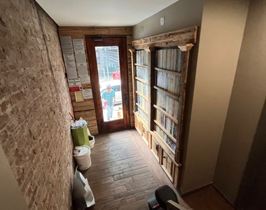 306 Linden Street - Photo Thumbnail 2