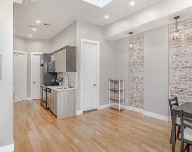 306 Linden Street - Photo Thumbnail 9