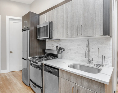 306 Linden Street - Photo Thumbnail 12