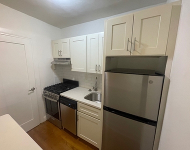 75-5 113th Street - Photo Thumbnail 6