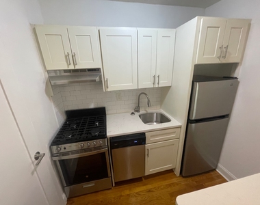 75-5 113th Street - Photo Thumbnail 2
