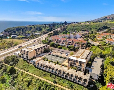 23901 Civic Center Way - Photo Thumbnail 8