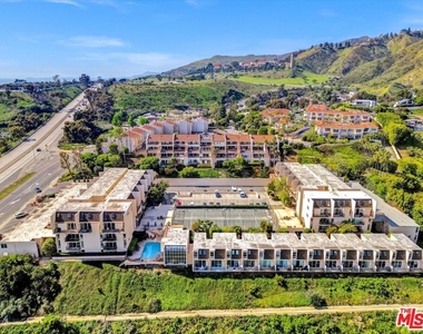 23901 Civic Center Way - Photo Thumbnail 7