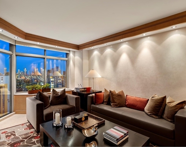 188 E 64th St - Photo Thumbnail 11