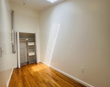 720 St Nicholas Avenue - Photo Thumbnail 2