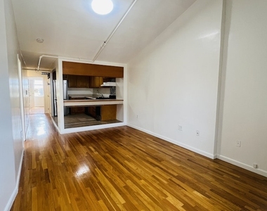 720 St Nicholas Avenue - Photo Thumbnail 1
