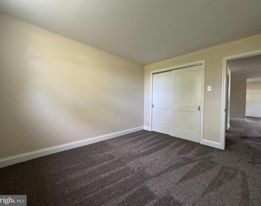 804 Vaughn Road - Photo Thumbnail 8
