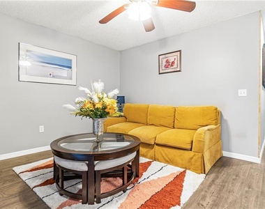 5350 Arpana Drive - Photo Thumbnail 13