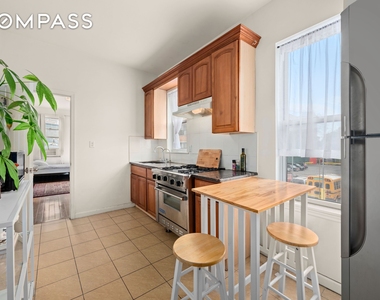25 Bogart Street - Photo Thumbnail 0