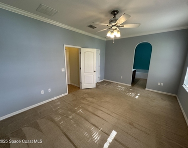 3995 Aria Drive - Photo Thumbnail 10