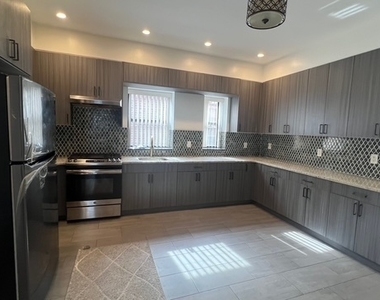 1695 Albany Avenue - Photo Thumbnail 2