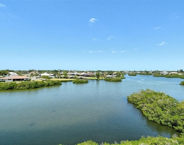 5100 Jessie Harbor Drive - Photo Thumbnail 10