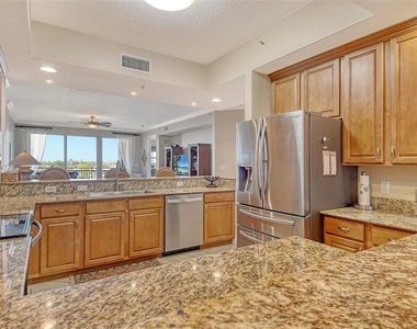 5100 Jessie Harbor Drive - Photo Thumbnail 21