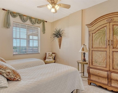 5100 Jessie Harbor Drive - Photo Thumbnail 33