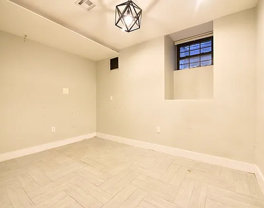 1277 Jefferson Avenue #1 - Photo Thumbnail 3