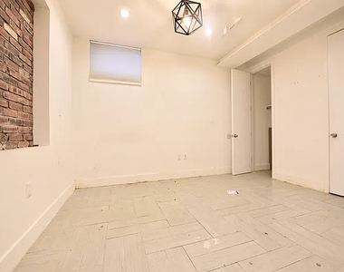 1277 Jefferson Avenue #1 - Photo Thumbnail 5