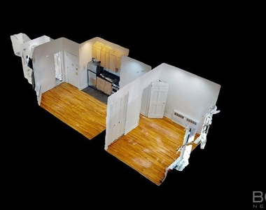 East 93 Street - Photo Thumbnail 11