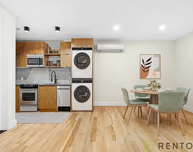 30 Richardson Street - Photo Thumbnail 1