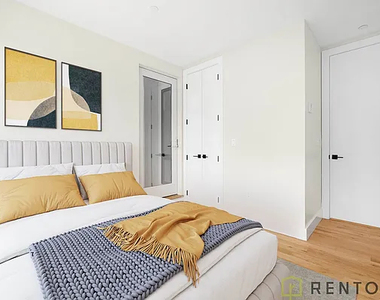 30 Richardson Street - Photo Thumbnail 4