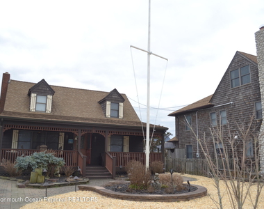 11 3rd Avenue - Photo Thumbnail 4