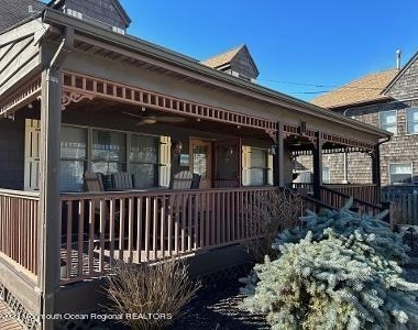 11 3rd Avenue - Photo Thumbnail 3