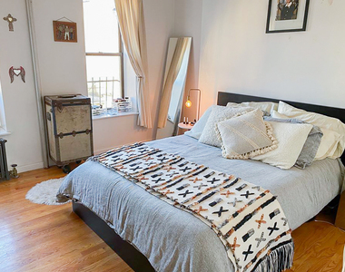 238 East 7th Street - Photo Thumbnail 2