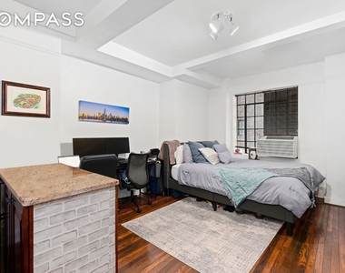 5 Tudor City Place - Photo Thumbnail 0