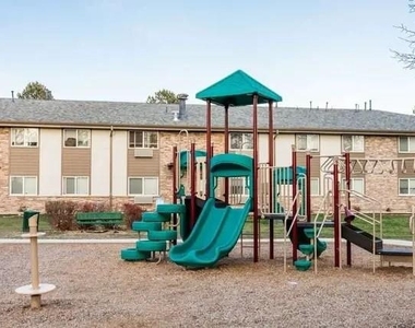 1292 E 6th St - Photo Thumbnail 6