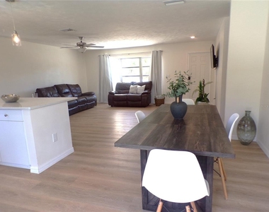1148 Salina Avenue - Photo Thumbnail 11