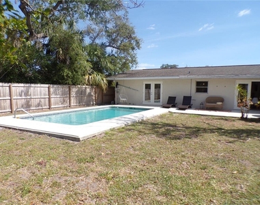1148 Salina Avenue - Photo Thumbnail 29