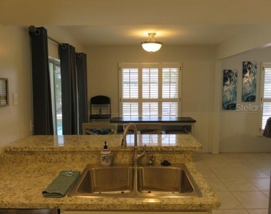 7207 15th Avenue Drive W - Photo Thumbnail 4