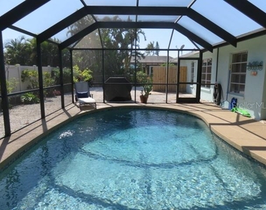 7207 15th Avenue Drive W - Photo Thumbnail 35