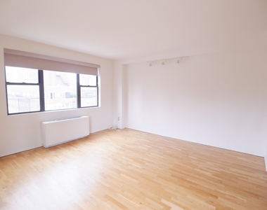 105 Lexington Avenue - Photo Thumbnail 16