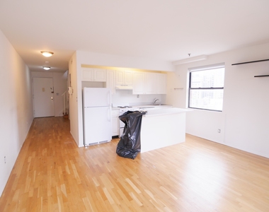 105 Lexington Avenue - Photo Thumbnail 6