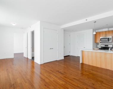 12-22 30th Avenue - Photo Thumbnail 1