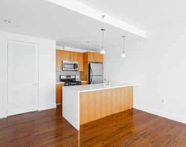 12-22 30th Avenue - Photo Thumbnail 0