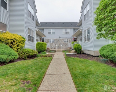 144 Keswick Drive - Photo Thumbnail 20