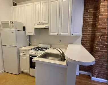 534 East 83rd Street - Photo Thumbnail 3