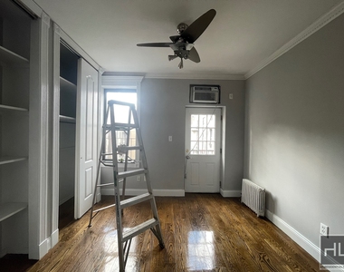 10 Avenue - Photo Thumbnail 4