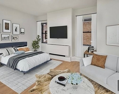 West 34th Street - Photo Thumbnail 1