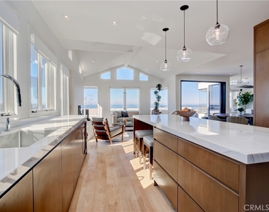 1712 Manhattan Avenue - Photo Thumbnail 30