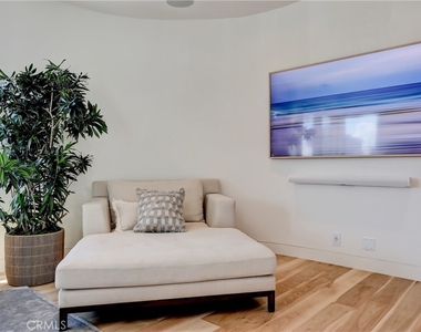 1712 Manhattan Avenue - Photo Thumbnail 50