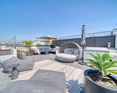 1712 Manhattan Avenue - Photo Thumbnail 39