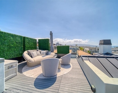 1712 Manhattan Avenue - Photo Thumbnail 41