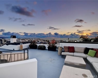 1712 Manhattan Avenue - Photo Thumbnail 28
